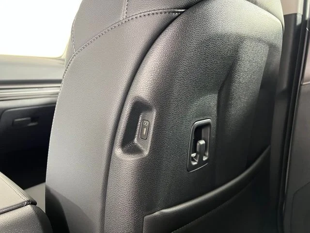 New 2026 Gray Kia EX image 32