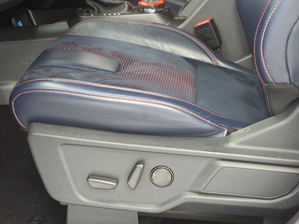 Used 2024 Gray Ford Raptor image 29