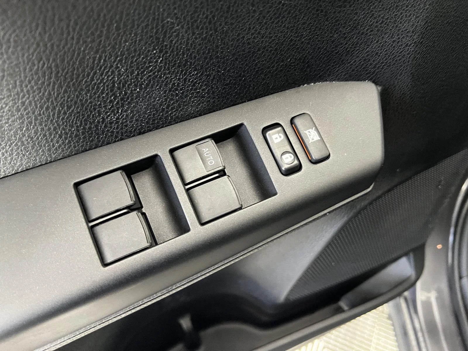 Used 2016 Magnetic Gray Metallic Toyota LE image 16
