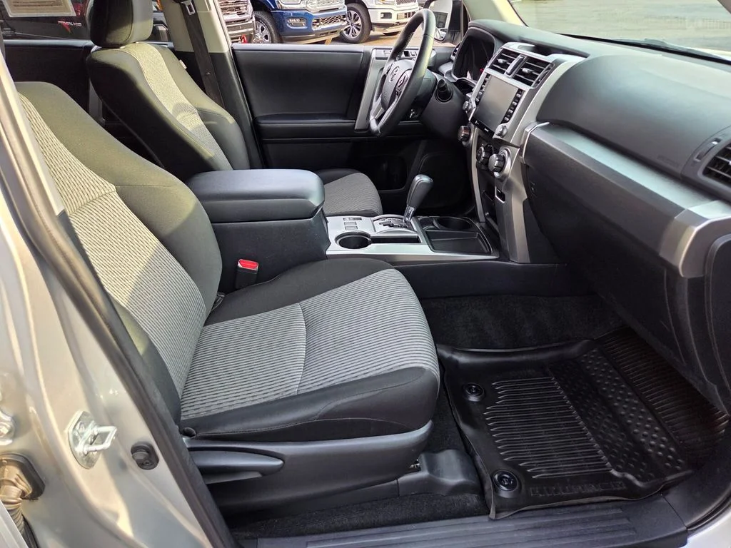 Used 2023 Silver Toyota SR5 image 19