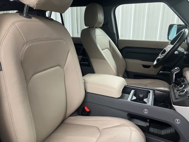 2023 Land Rover Defender S - Photo 21
