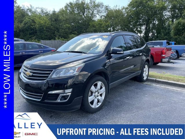 Pre-Owned 2016 Chevrolet Traverse LT