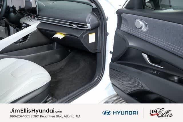 2025 Hyundai Elantra Limited - Photo 63