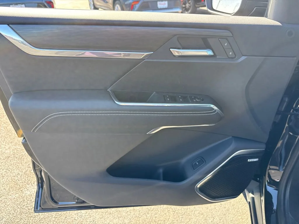 2026 GMC Acadia Elevation - Photo 16