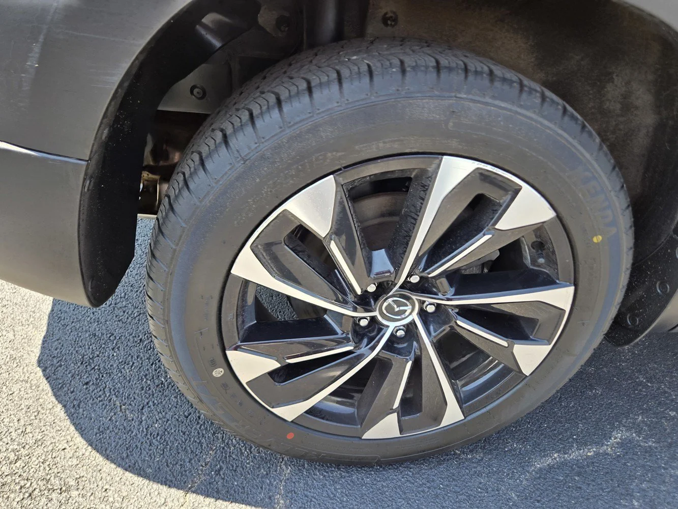 Used 2025 Wind Chill Pearl Mazda Premium Plus Package image 46
