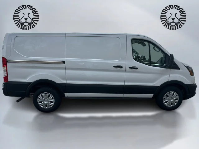 New 2025 White Ford Base image 5