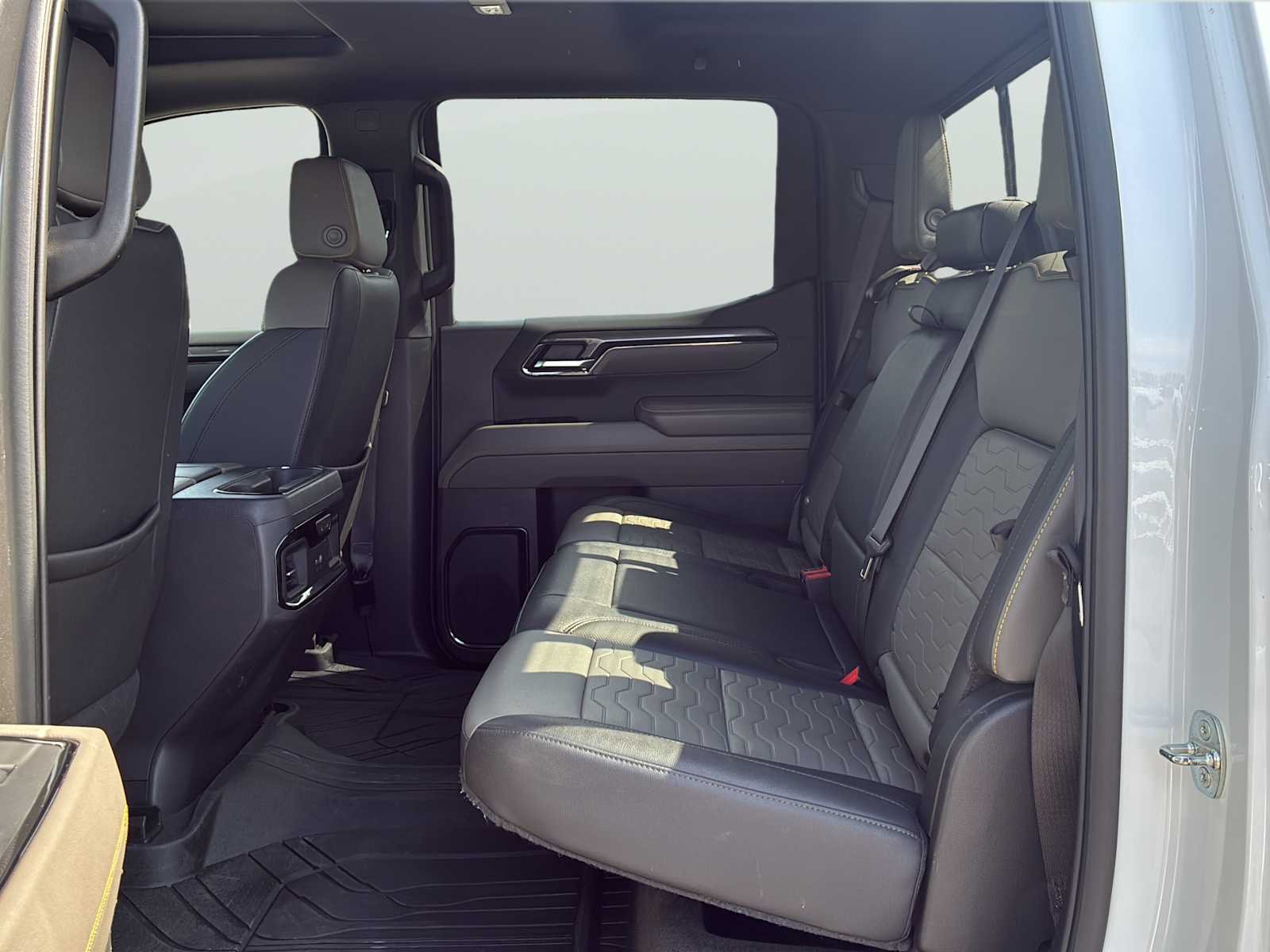 2023 Chevrolet Silverado 1500 ZR2 - Photo 32