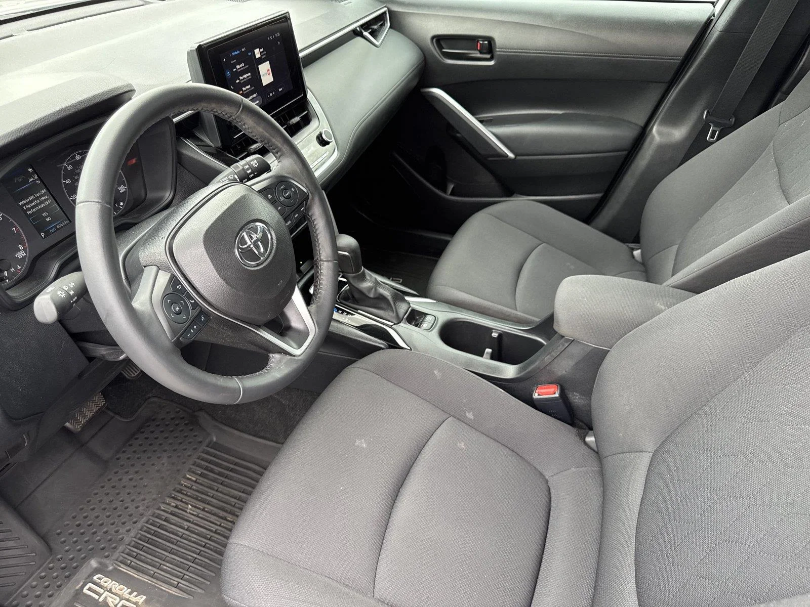 Used 2024 Wind Chill Pearl Toyota LE image 9