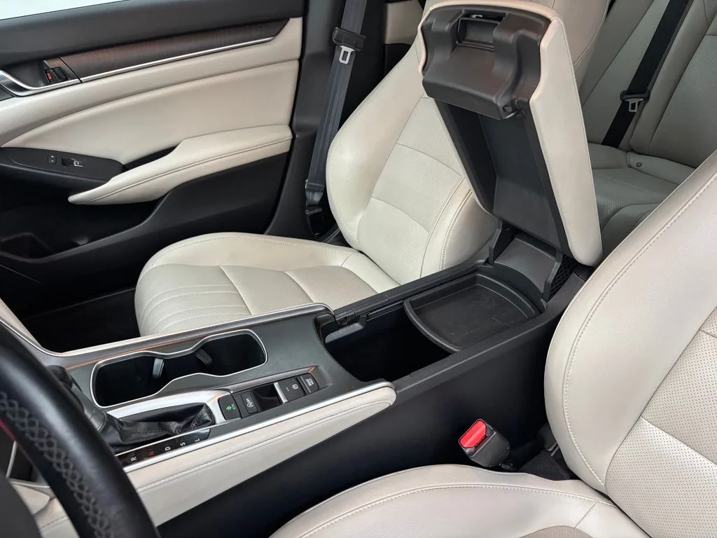 Used 2021  Honda EX-L image 26