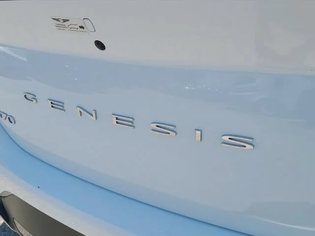Used 2026 White Genesis 2.5T image 30