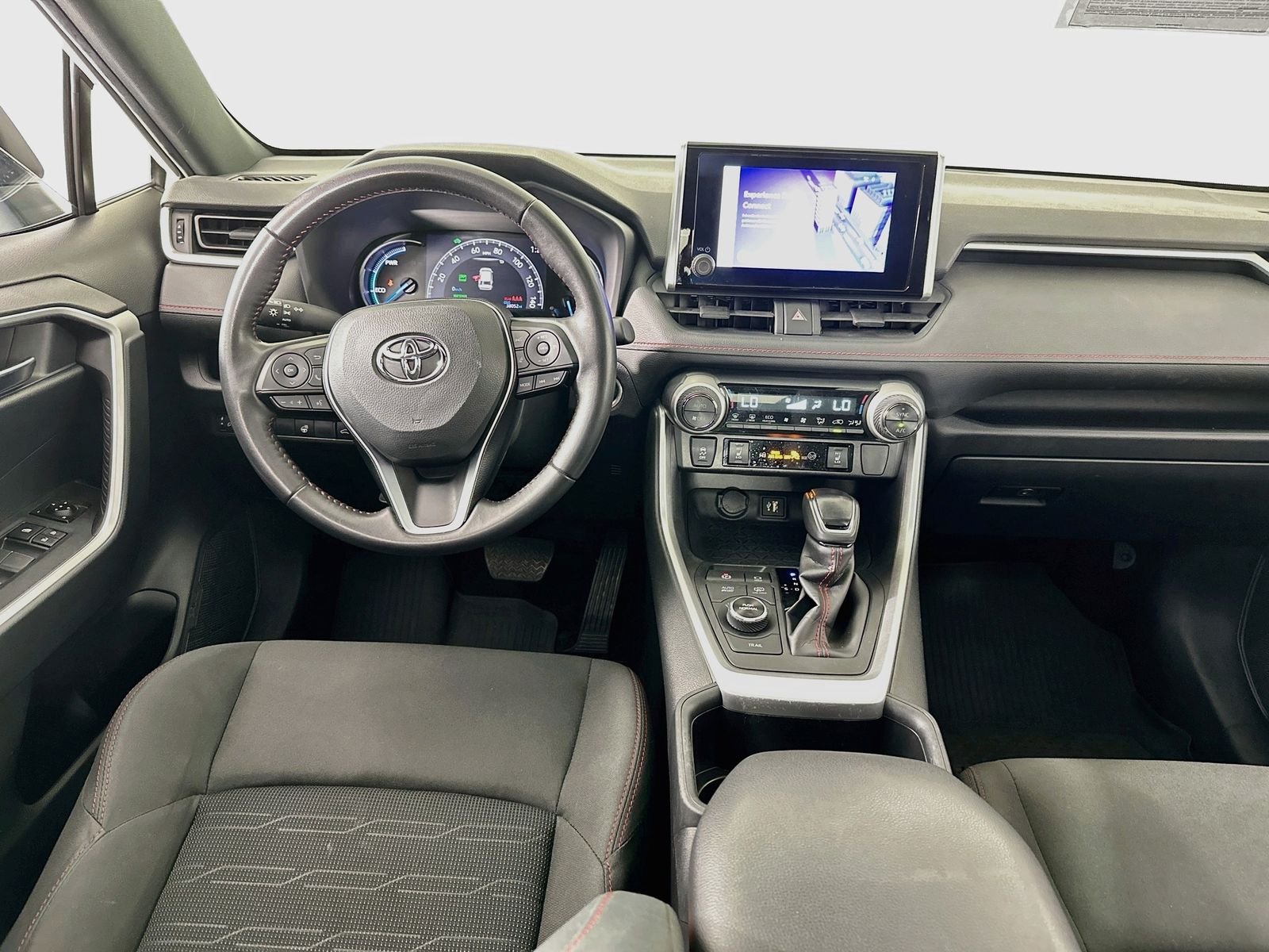 Used 2023 Ice Toyota SE image 22