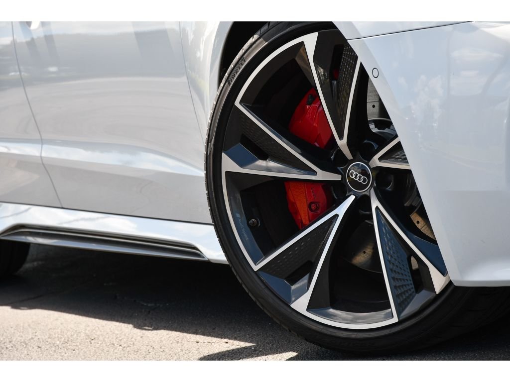 Used 2021 Glacier White Metallic Audi 4.0T (Tiptronic) image 11