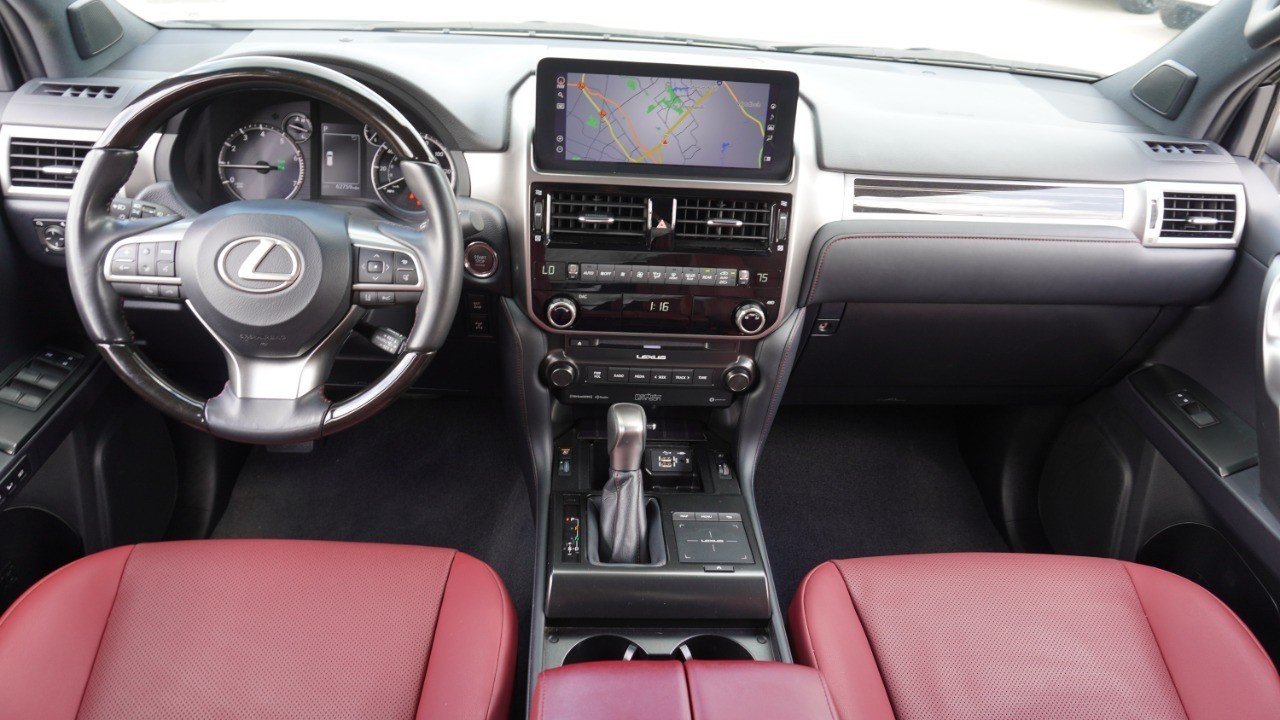 Certified Used 2023 EMINENT WHITE PEARL Lexus GX 460 Premium image 29