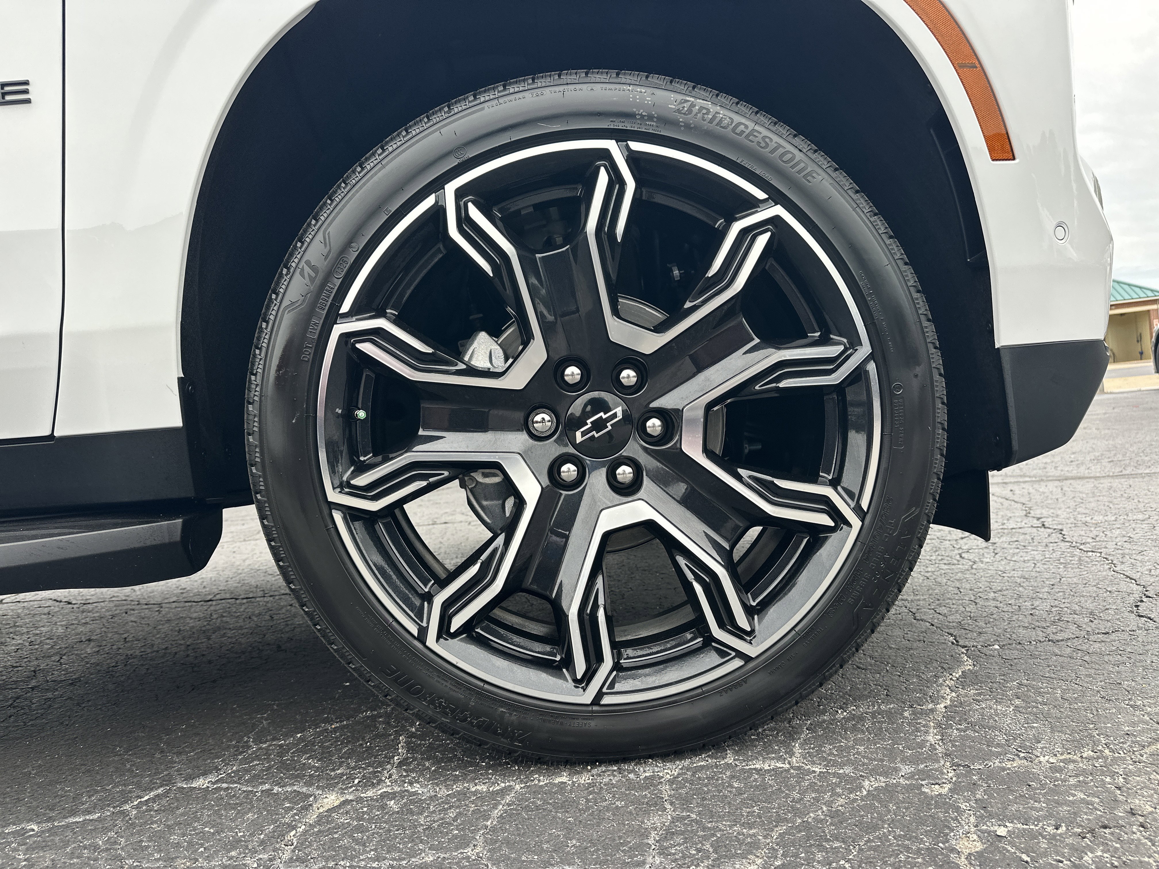 2026 Chevrolet Tahoe RST - Photo 13
