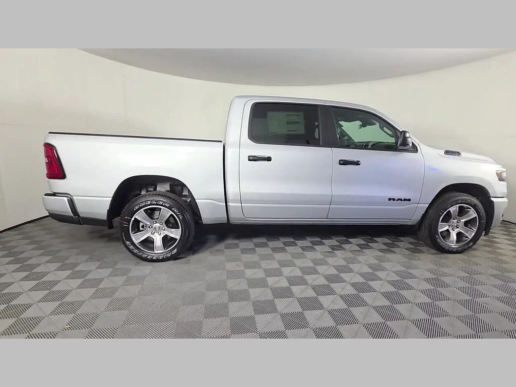 New 2026 Silver Zynith Exterior Paint RAM Express image 25