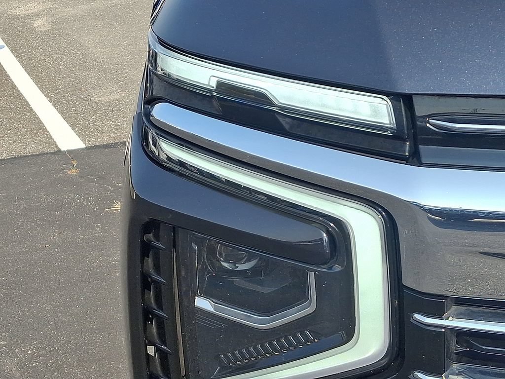 Used 2025 Dark Ash Metallic Chevrolet LT image 9