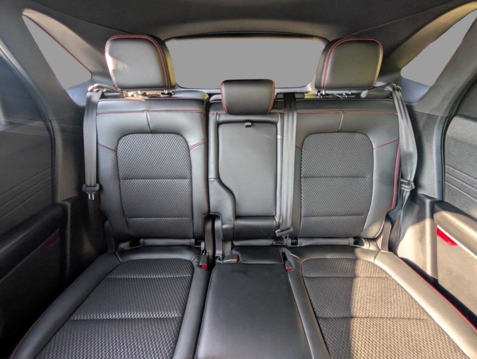 Used 2024 Vapor Blue Ford ST-Line image 31