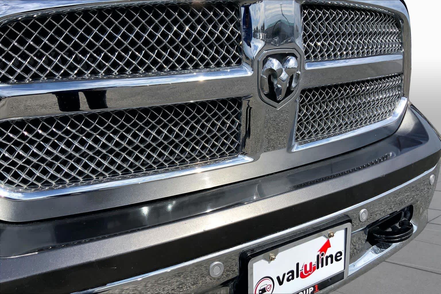 Used 2017 Granite Crystal Metallic Clearcoat Ram Lone Star Silver image 29