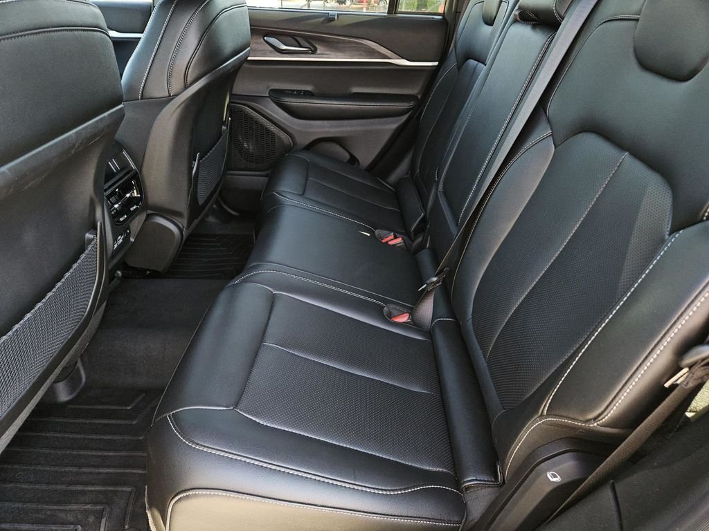 Used 2025 Black Jeep Limited image 38