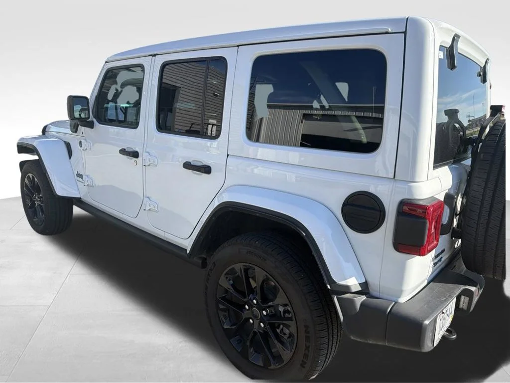 Used 2025 White Jeep Sahara 4xe image 33