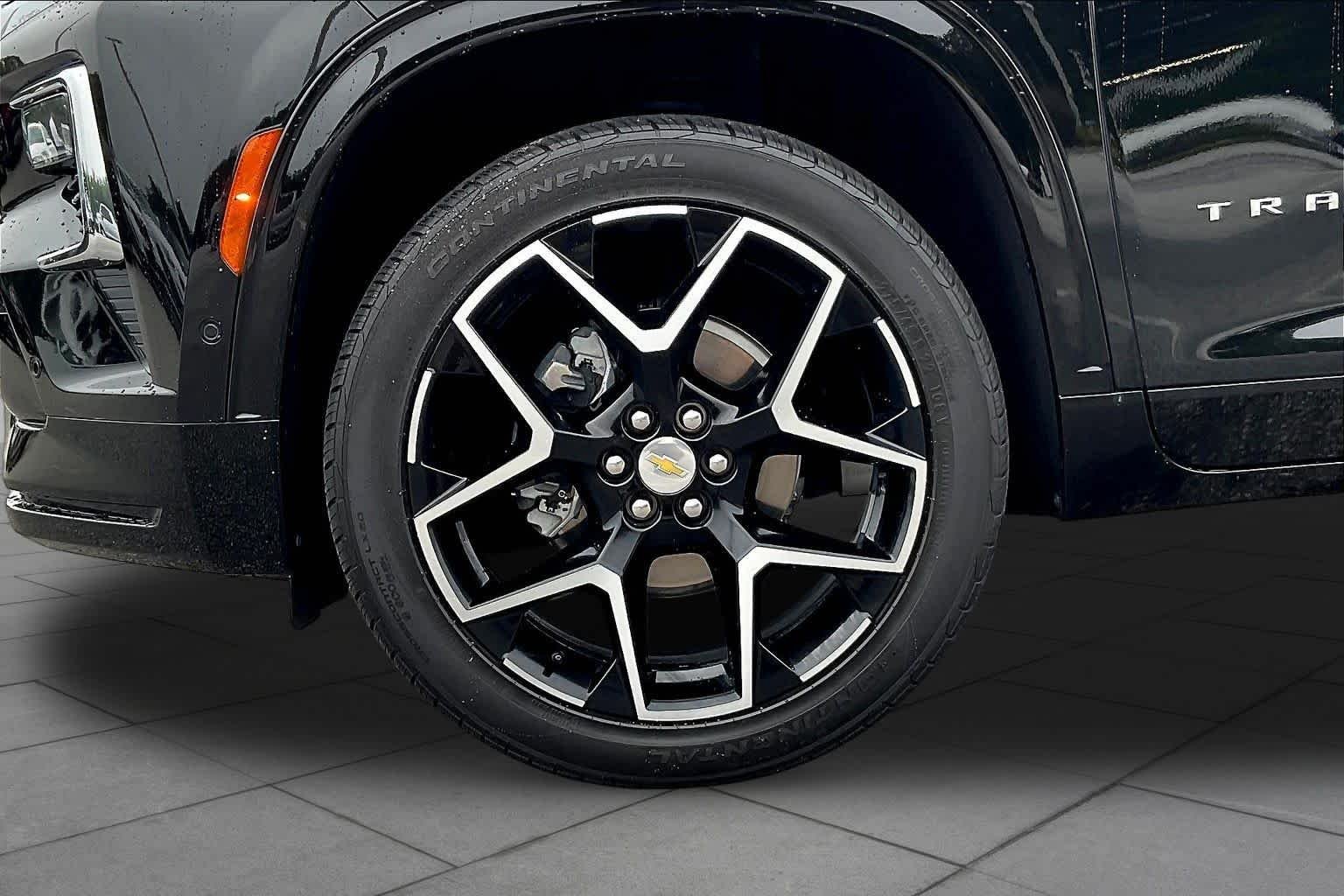 Used 2025 Mosaic Black Metallic Chevrolet FWD High Country image 29
