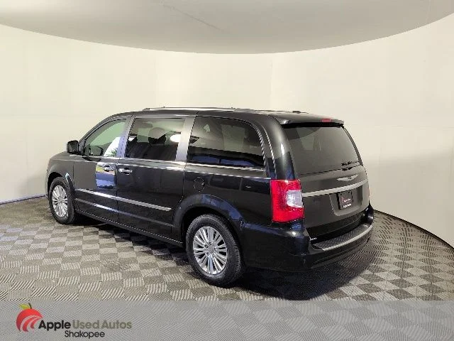 Used 2012 Black Chrysler Limited image 5