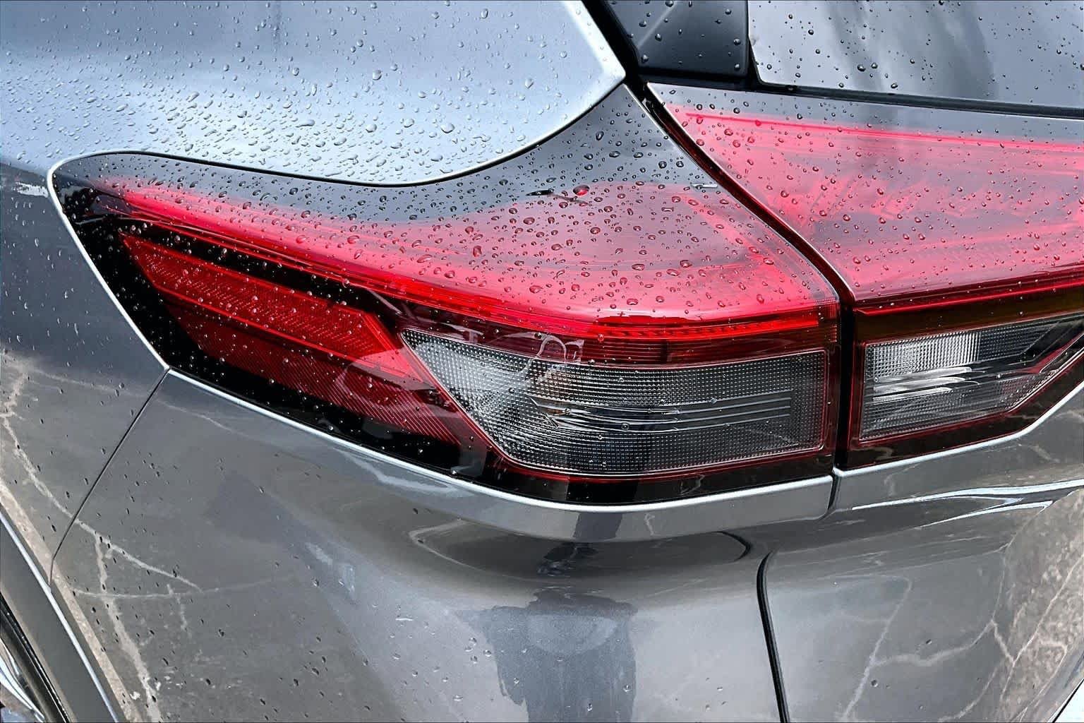 Used 2025 Gun Metallic Nissan SV image 29