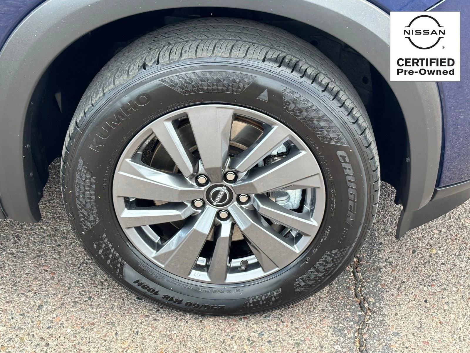Used 2025 Deep Ocean Blue Pearl Nissan SV image 7