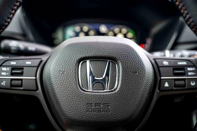 New 2026 Meteorite Gray Metallic Honda Sport-L image 12