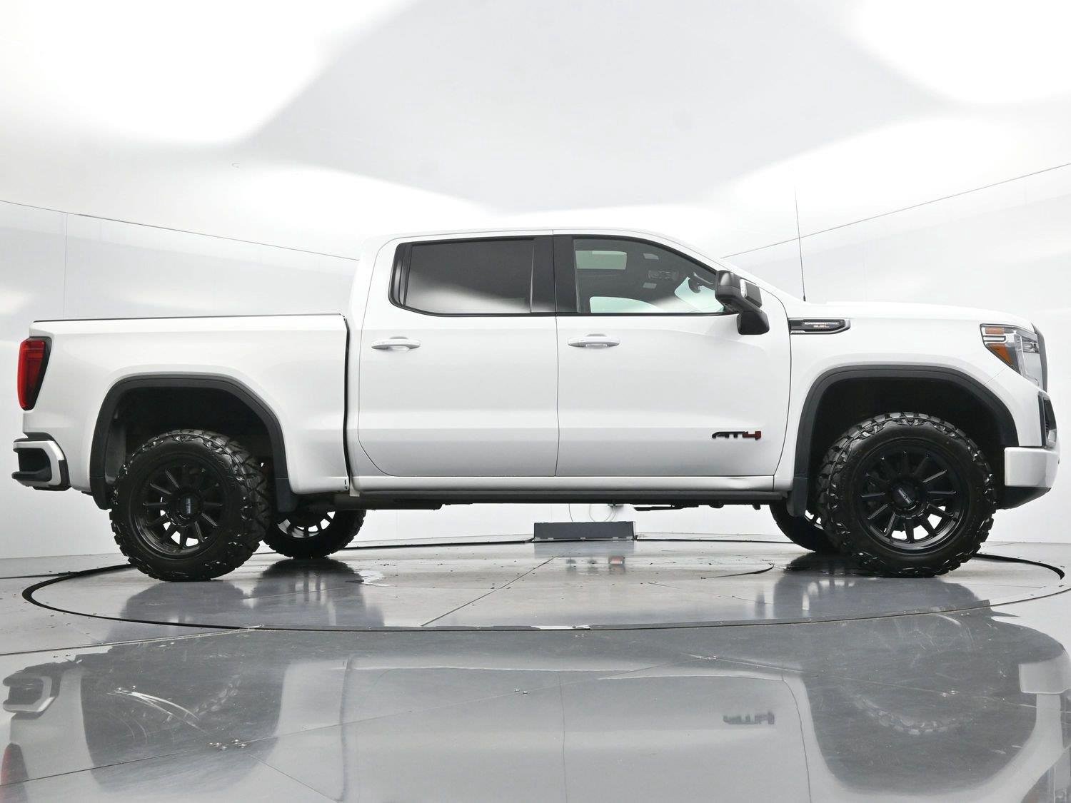 Used 2021 Summit White GMC AT4 image 52