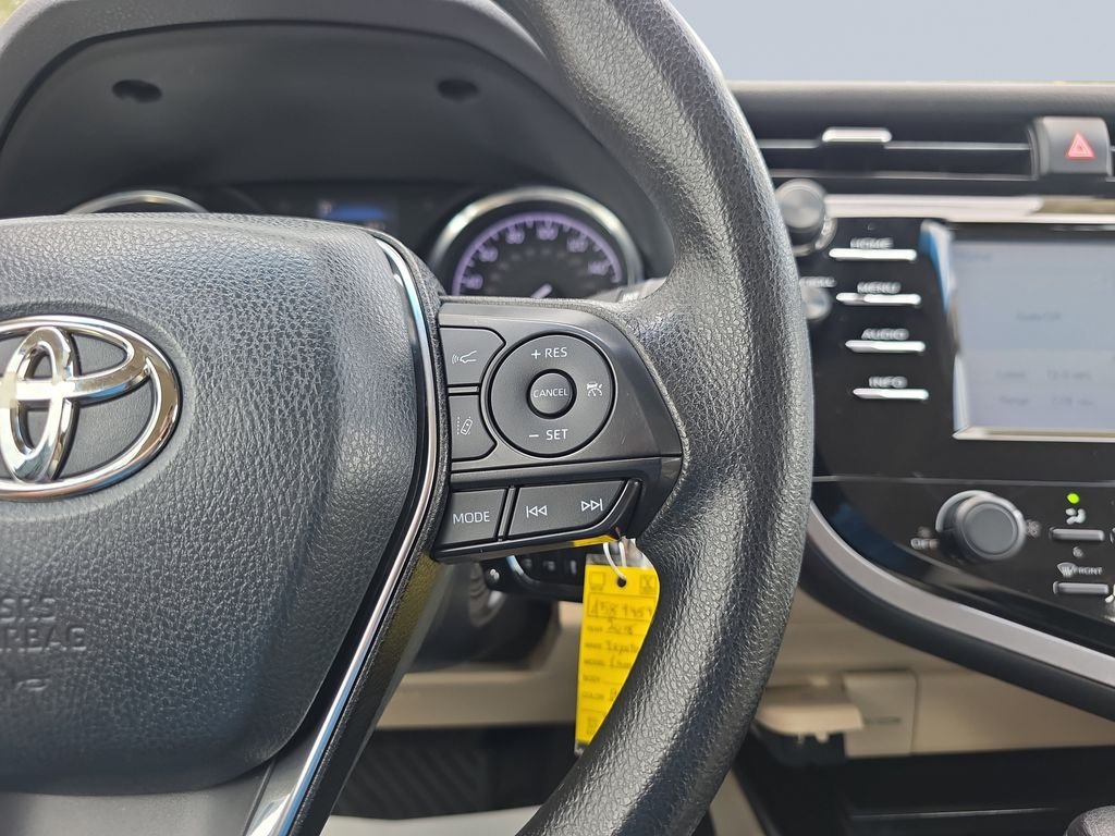 2018 Toyota Camry LE - Photo 21