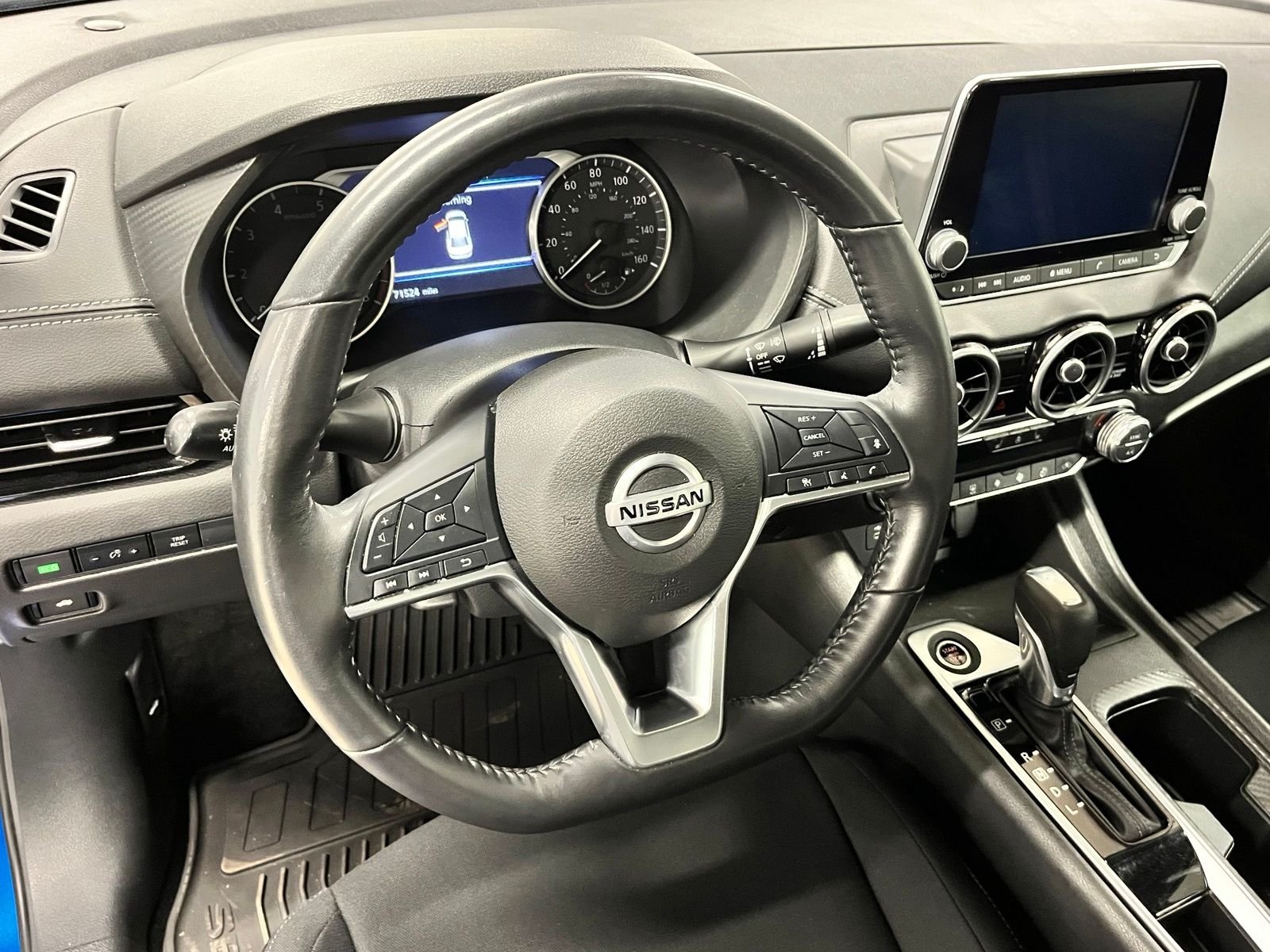 Used 2023 Blue Nissan SV image 16