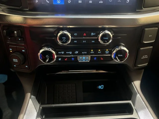 New 2026 Star White Metallic Tri-Coat Ford F-250® King Ranch® image 49