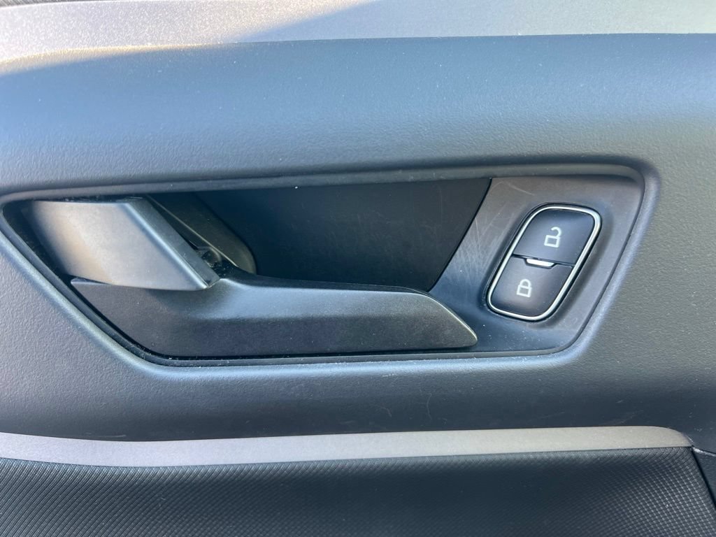 Used 2022 Silver Metallic Ford Outer Banks image 21