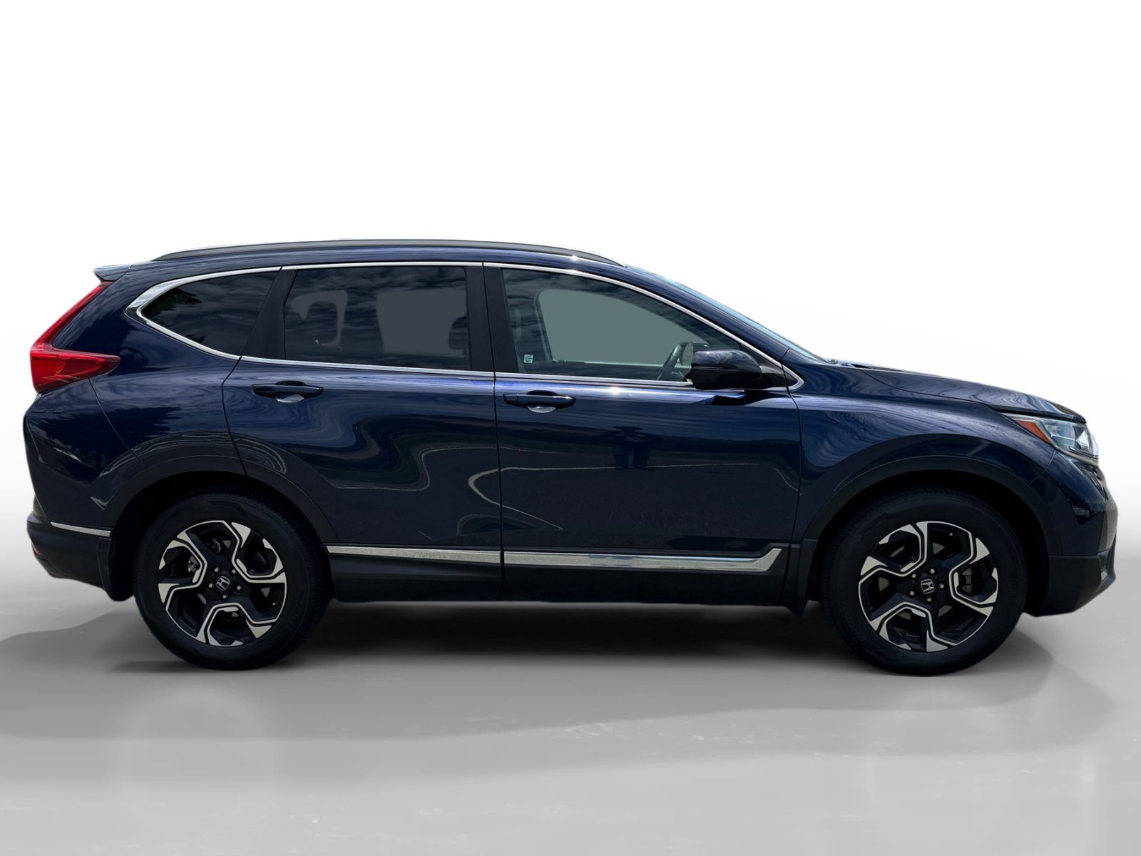 Used 2017 Obsidian Blue Pearl Honda Touring image 6