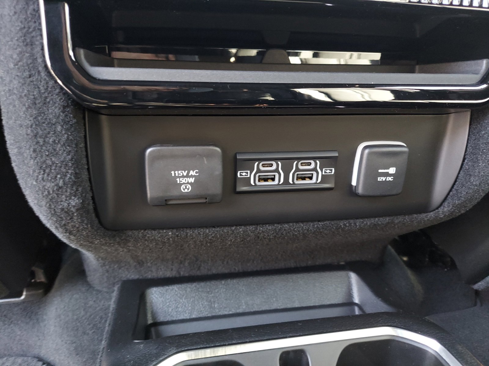 New 2026 Bright White Clearcoat Jeep Limited Altitude image 35
