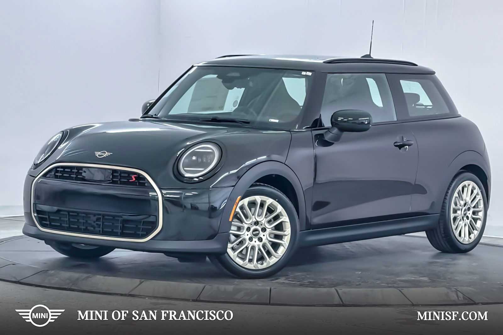 2026 MINI Hardtop Cooper S Signature's photo