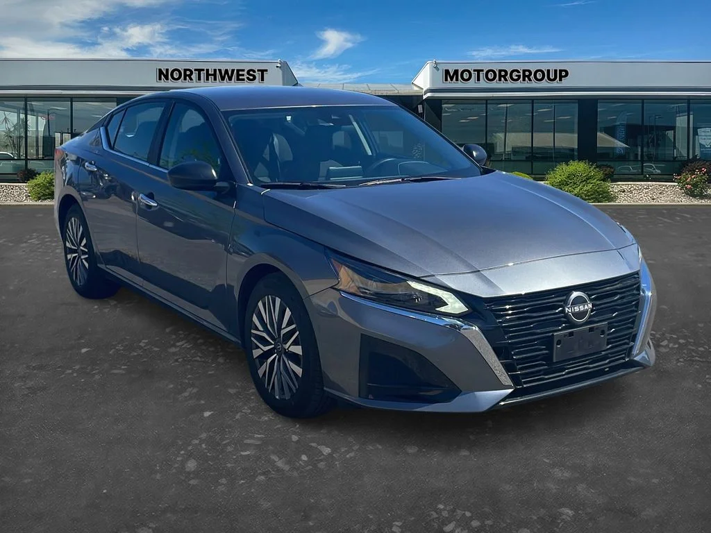 2025 Nissan Altima 2.5 SV's photo