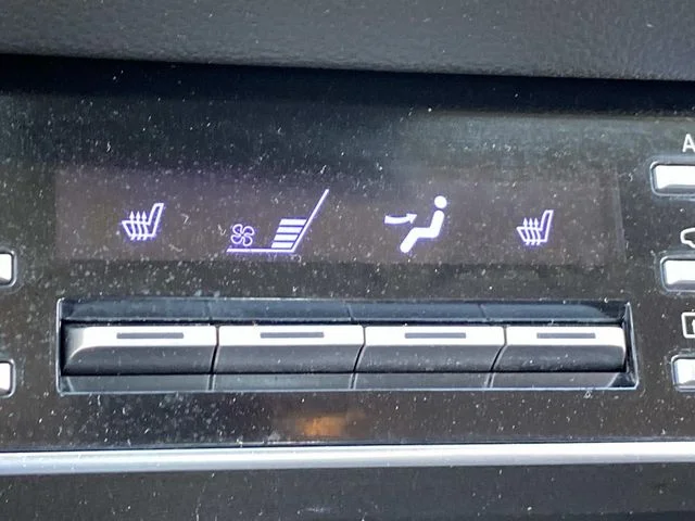 Used 2022 Gray Hyundai SEL image 33