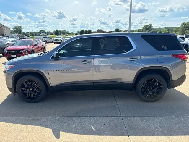 2020 Chevrolet Traverse LS - Photo 6