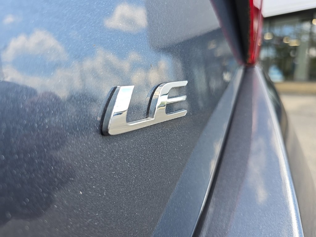 Used 2017 Gray Toyota LE image 16