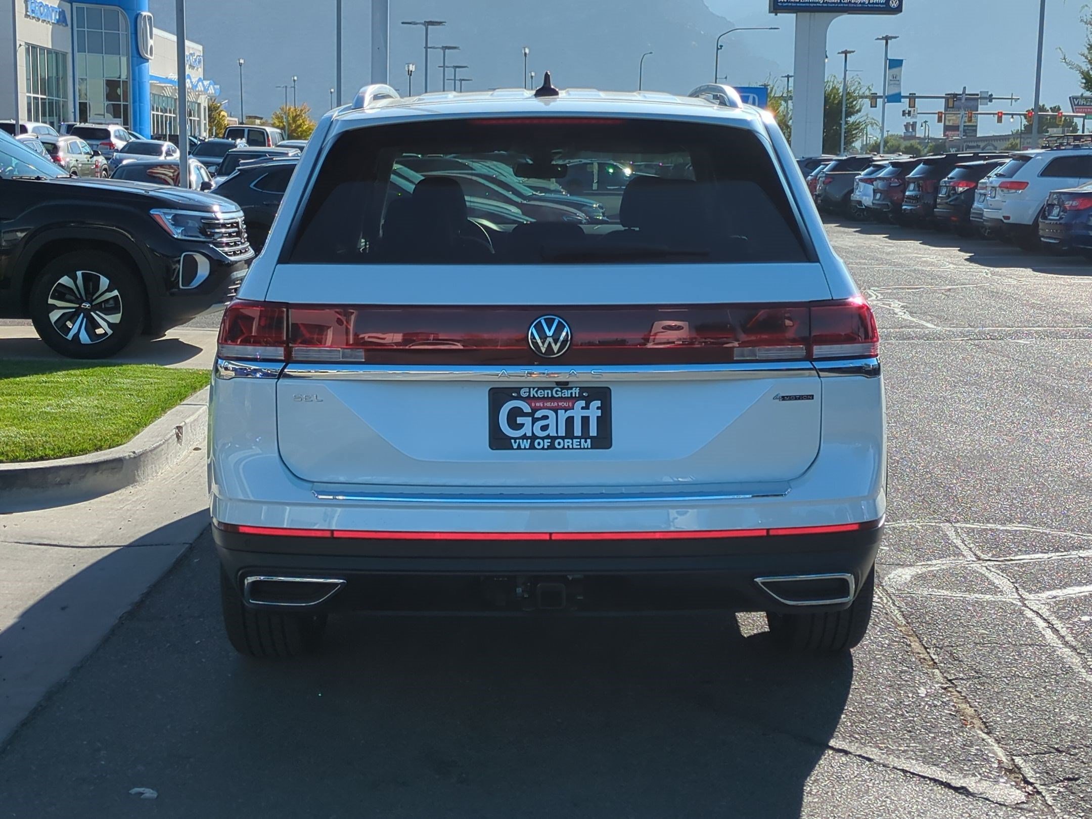 New 2026 Opal White Pearl Volkswagen 2.0T SEL image 4