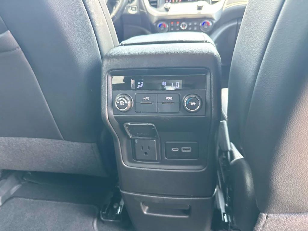 Used 2023 Black GMC SLT image 17