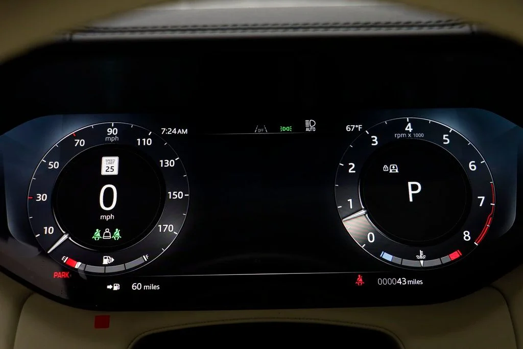2025 Land Rover Range Rover SE - Photo 10