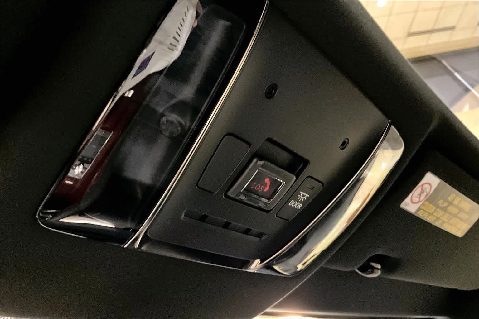 Certified Used 2022 IRIDIUM Lexus  image 33