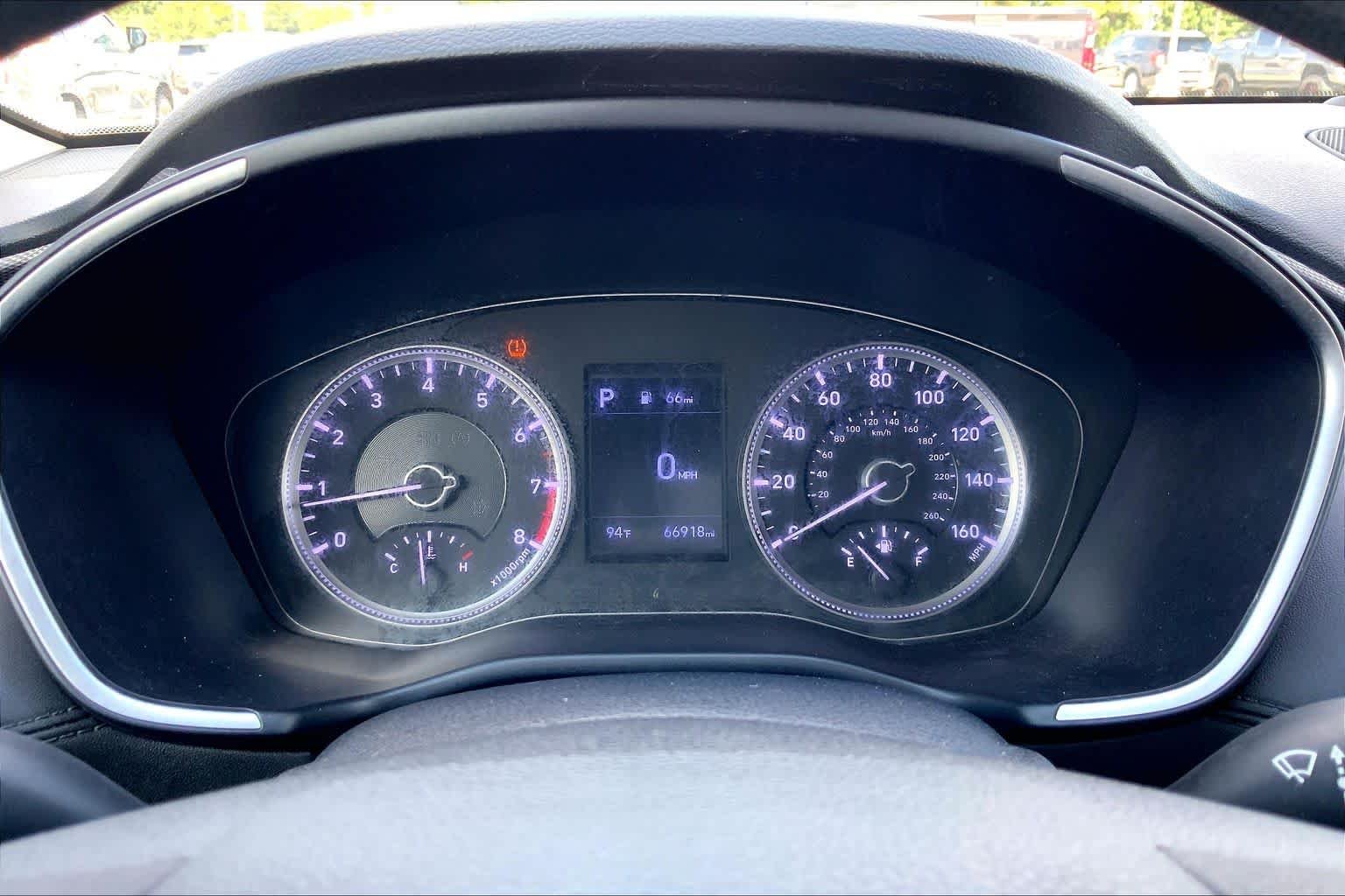Used 2019 Stormy Sea Hyundai SE image 25