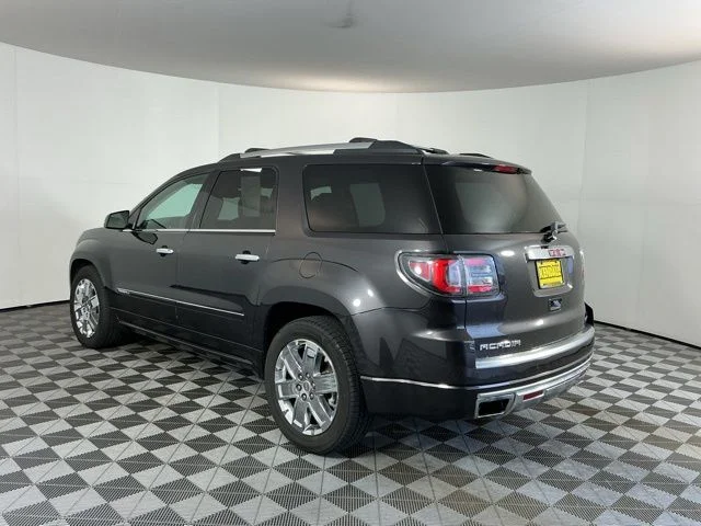 Used 2014 Silver GMC Denali image 7