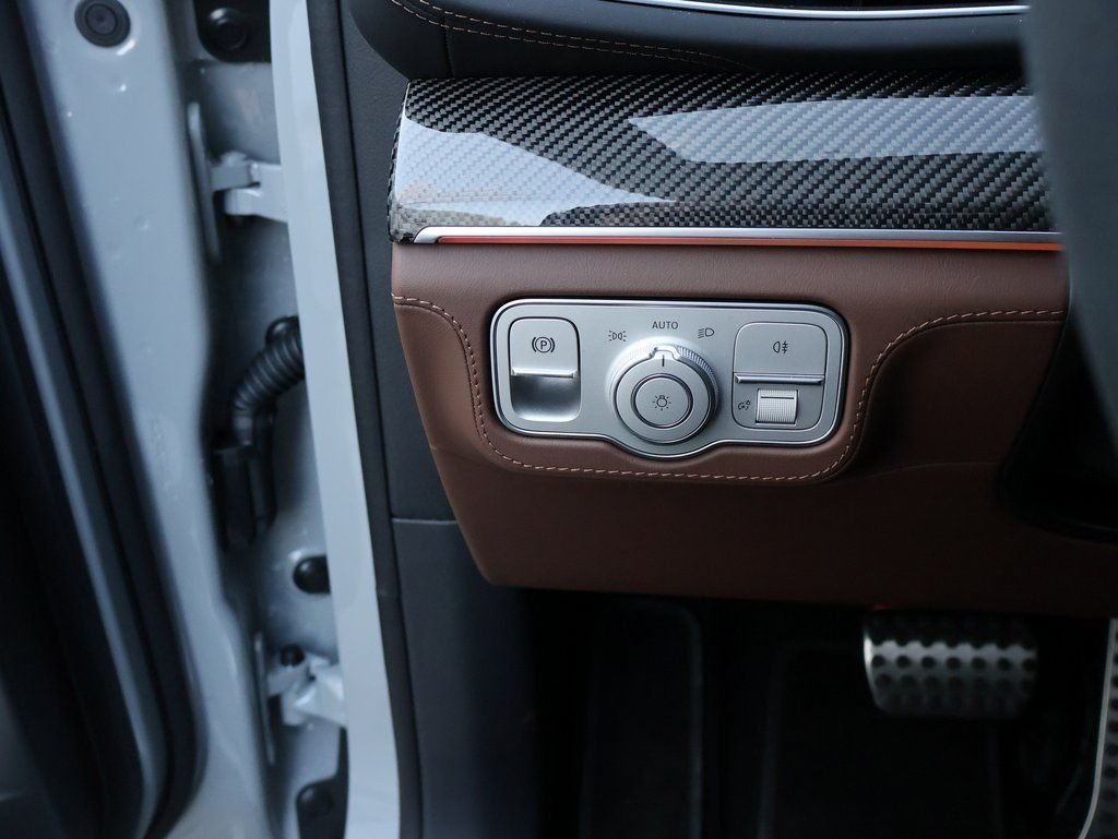 New 2026 MANUFAKTUR Alpine Grey Mercedes-Benz GLE 63 S AMG® image 40