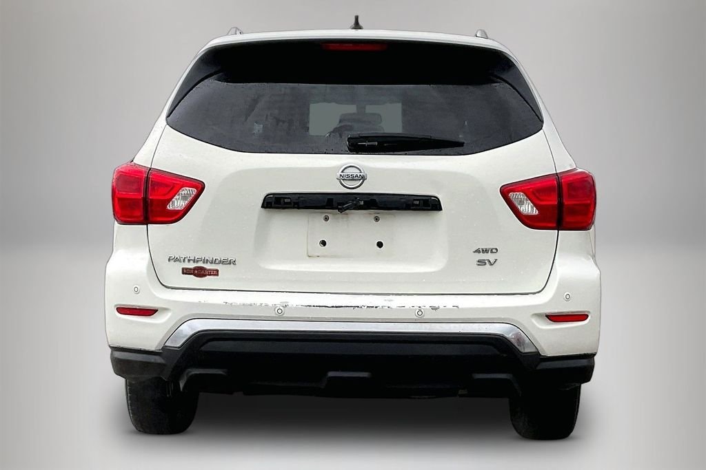 Used 2018 Glacier White Nissan SV image 6