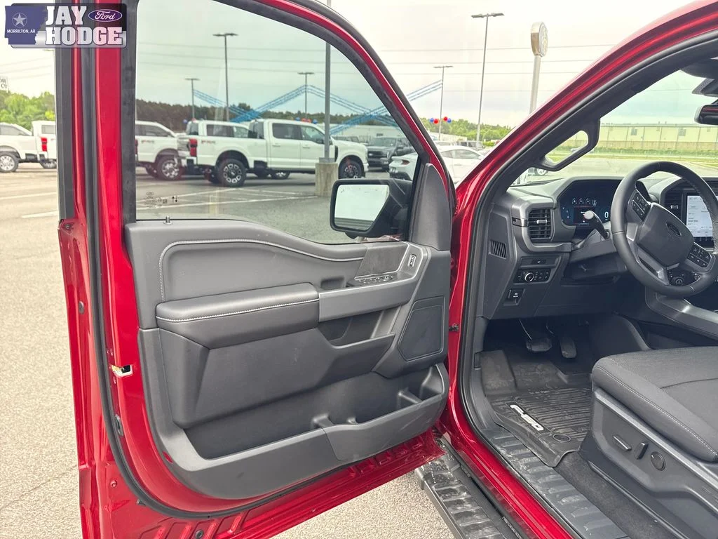 New 2026 Ruby Red Metallic Tinted Clearcoat Ford XLT image 22